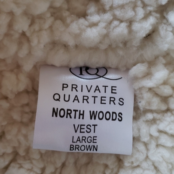 Private Quarters Vest Size L - Picture 3 of 8
